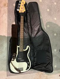 Fender Squire precision bass