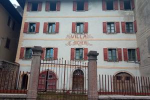 Edificio storico Stenico