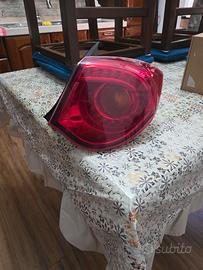 fanale posteriore alfa romeo giulietta