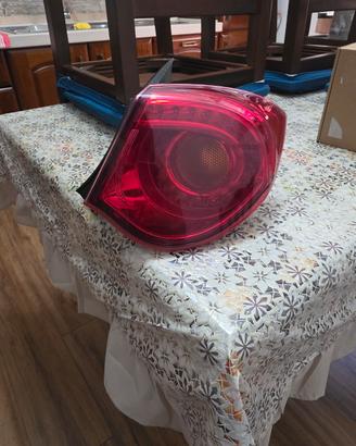 fanale posteriore alfa romeo giulietta