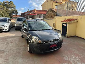 FORD Fiesta + 1.4 TDCi 3p.
