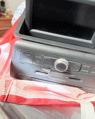 Autoradio più schermo Audi a1