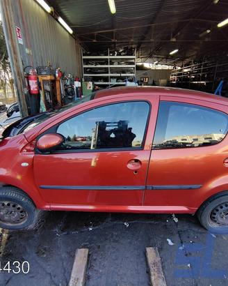PEUGEOT 107 PM, PN 1.0 68CV 05-14 Ricambi -