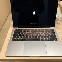 Apple Macbook air 13