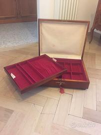 Scatola per gioielli o posate in legno e velluto