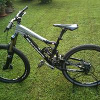 Mtb Rocky Mountain Slayer