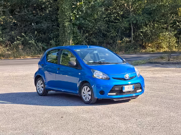 Toyota Aygo 1.0 12V VVT-i 5 porte Active Connect C