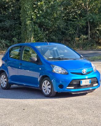 Toyota Aygo 1.0 12V VVT-i 5 porte Active Connect C