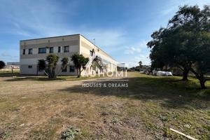 Capannone Zona Indrustriale Macchiareddu