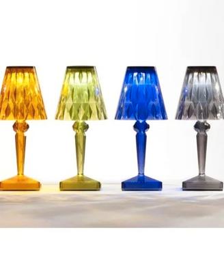 Lampada Kartell Battery - Design Ferruccio Laviani