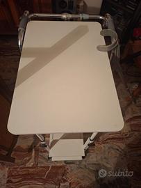 Tavolino da letto