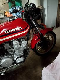 Honda CB 750F- del 1984