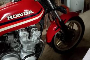 Honda CB 750F- del 1984