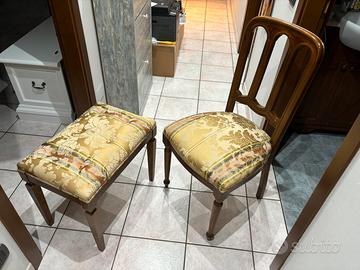 Sedia in noce della Morelato con sgabello