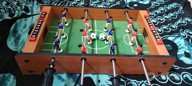 Calcetto calcio balilla in legno per bambini