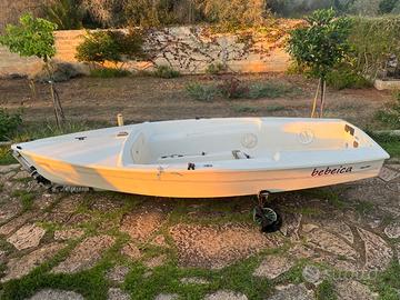 Barca a vela 4,20 m con vele e albero