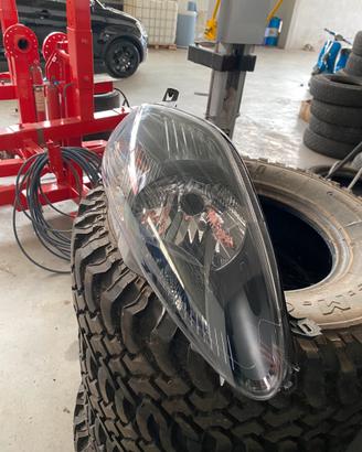 Faro anteriore dx grande punto abarth