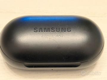 Samsung Galaxy Buds (Sound by AKG)