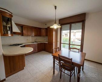 Appartamento di 123 m² con 3 locali e box auto dop