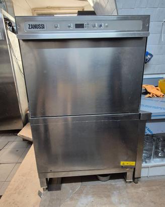Lavastoviglie Zanussi