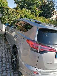 Toyota Rav4 2.0 d-4d Exclusive 2wd mt