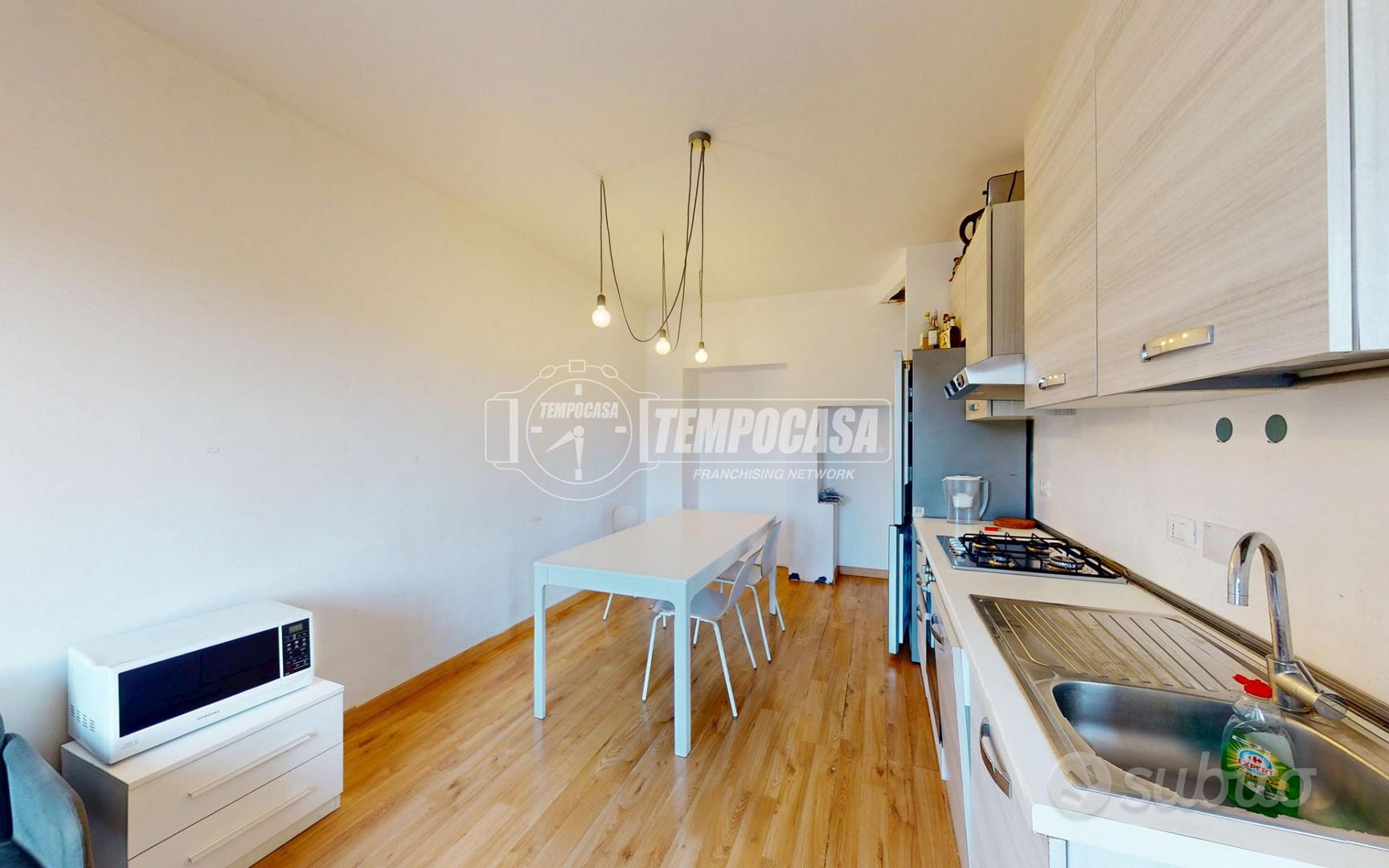 4 LOCALI RISTRUTTURATO IN ZONA CENTRALE! - Vista 6