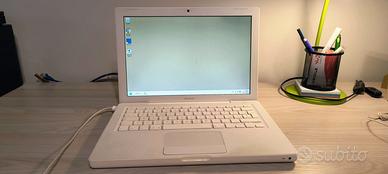 MACBOOK A1181 TENUTO BENISSIMO