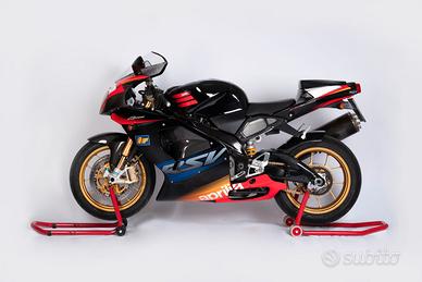 Aprilia RSV 1000R