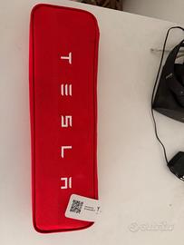 Kit soccorso stradale Tesla