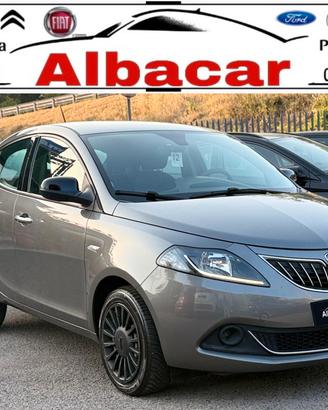 Lancia Ypsilon 1.0 FireFly S&S Hybrid Ecochic Silv