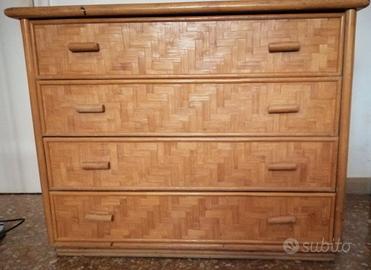 Cassettiera di vimini