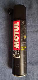 "MOTUL" (CHAIN LUBE)(Detergente spray x Moto)