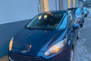 Auto Ford Fiesta