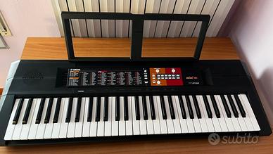 Tastiera musicale Yamaha PSR-F51