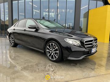 MERCEDES-BENZ E 220 d Auto Business Sport