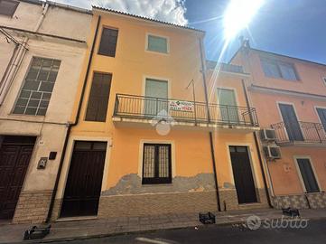 2 LOCALI A TREBISACCE