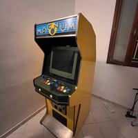 Cabinato modificato con giochi anni 80