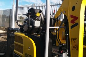 Escavatore cingolato wacker neuson ez17