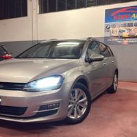 Volkswagen Golf Variant 1.4 TGI DSG Highline BlueM