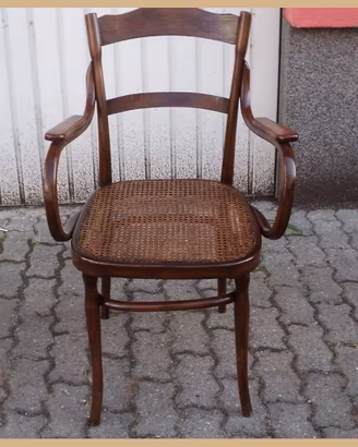 Poltrona con braccioli thonet jej.kuHN