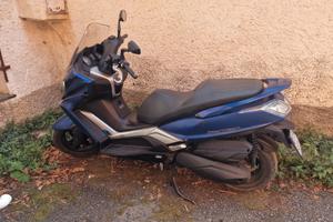 SCOOTER DOWNTOWN 350cc.
