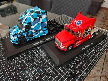 Coppia modellini camion americani 1/43