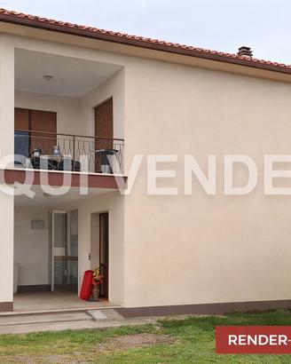 Casa con magazzino,2 box,terreno edificabile