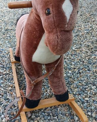 Cavallino a dondolo