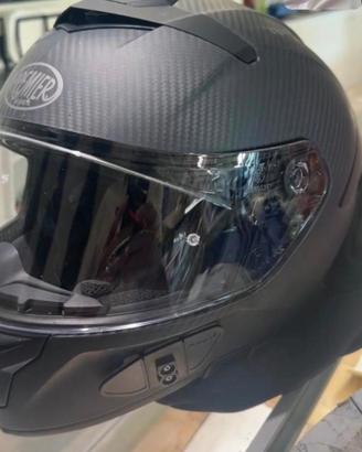 casco in carbonio
