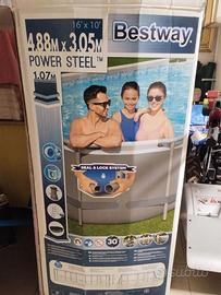 piscina nuova