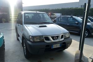 NISSAN TERRANO 3.0TDI
