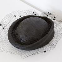 Cappellino con veletta