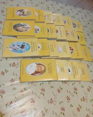 22 Libri romanzi - collana Club della Donna 