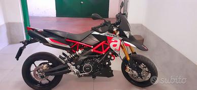 Aprilia Dorsoduro 900 4900 km.